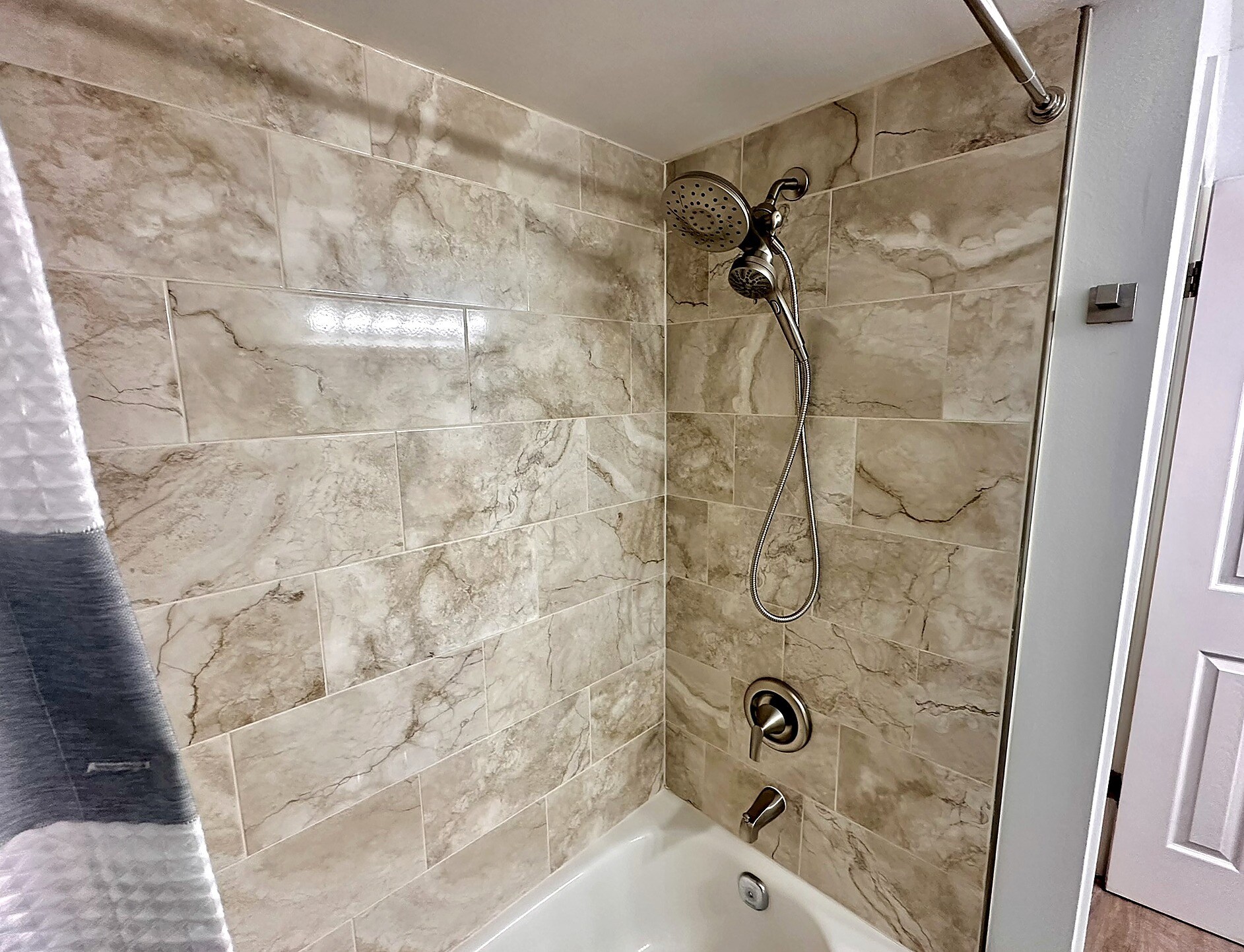 Building Photo - 5015 Ashmeade Rd