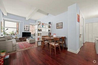 Building Photo - 2 bedroom in NEW YORK NY 10006