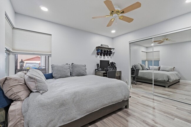Building Photo - 128 Moccasin Trail S