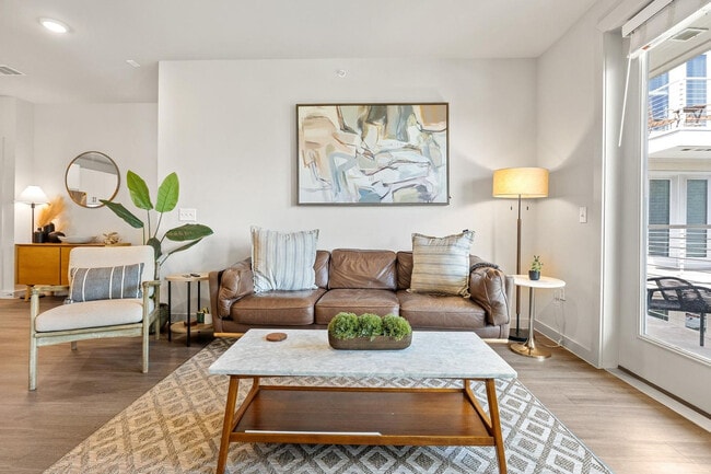 Building Photo - 5820 1/2 Cameron Rd