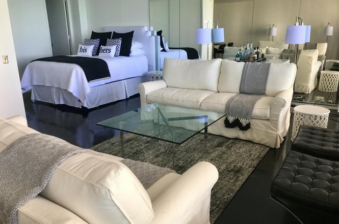 Building Photo - 900 N Lake Shore Dr