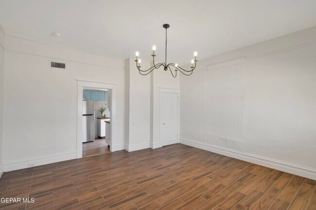 Building Photo - 4312 Clifton Ave