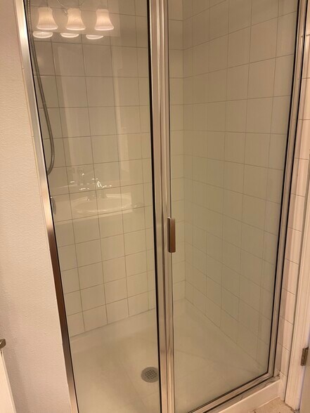 Building Photo - 4152 Winding Vine Dr