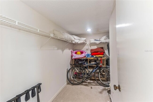 Building Photo - 700 Island Way