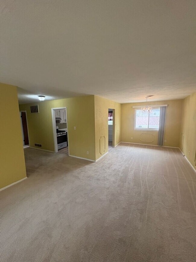 Building Photo - 3406 N Missouri Ave