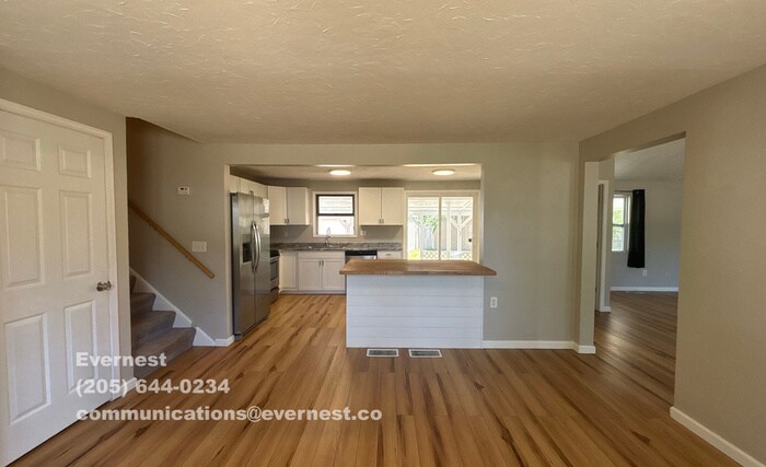 Building Photo - 3623 Bolamo Dr