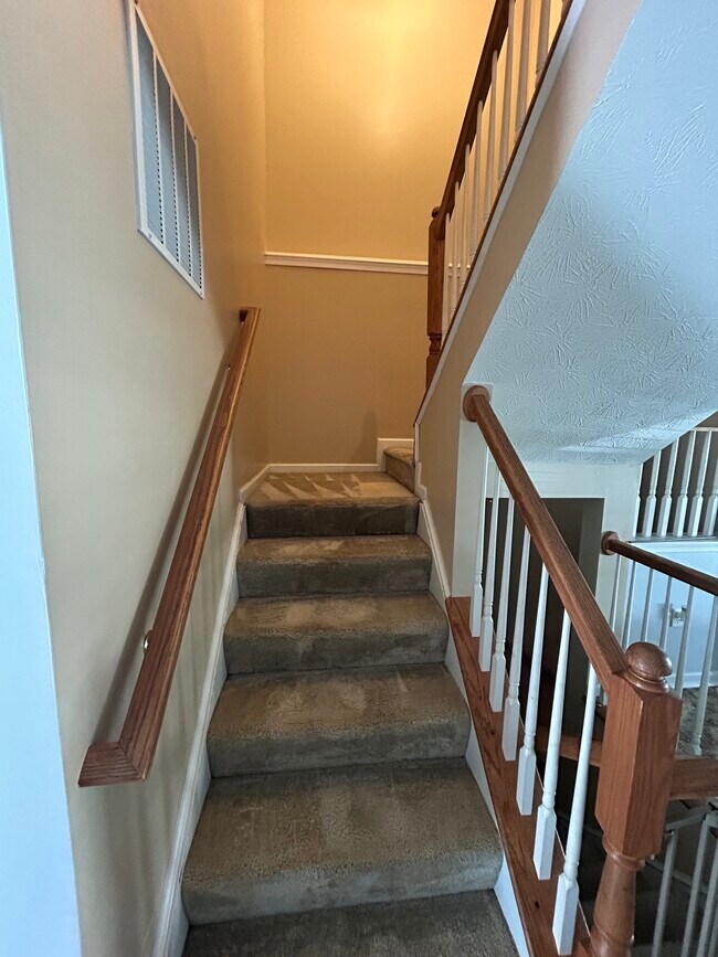 Building Photo - 1608 Michael Dr