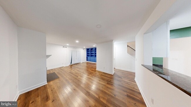 Building Photo - 20561 Summersong Ln