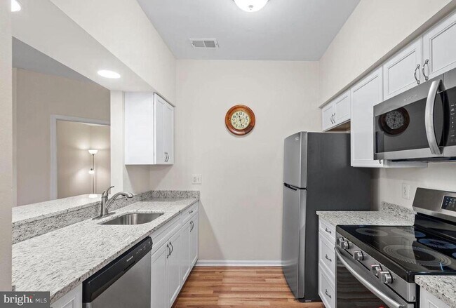 Building Photo - 12276 Fort Buffalo Cir