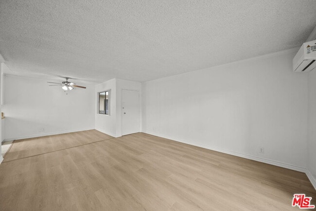 Building Photo - 8371 Northgate Ave