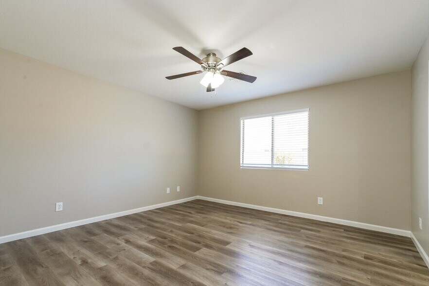 Building Photo - 21668 W Cocopah St
