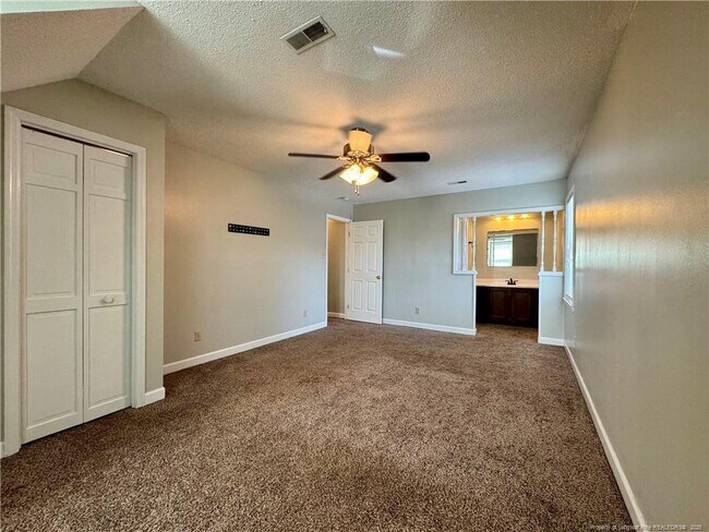Building Photo - 2010 Windlock Dr