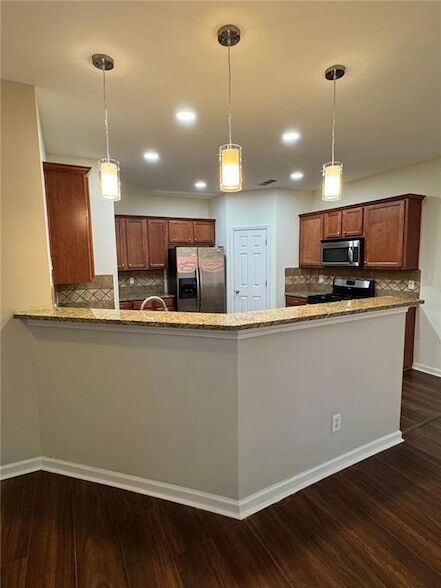 Building Photo - 1075 Harvest Brook Dr NE