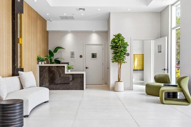 Building Photo - 7910 Harbor Island Dr