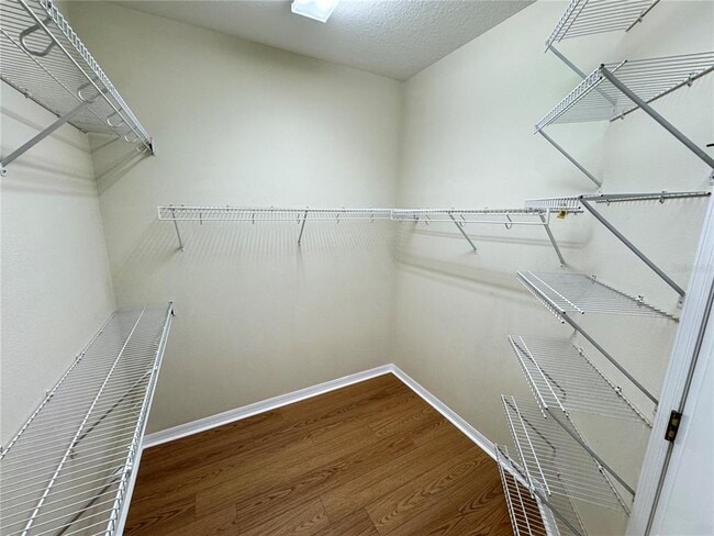 Building Photo - 7823 Fernleaf Dr