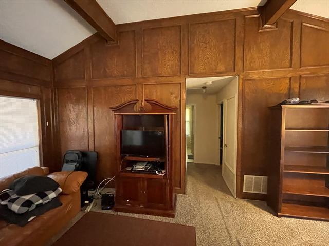 Building Photo - 404 Lincoln Dr