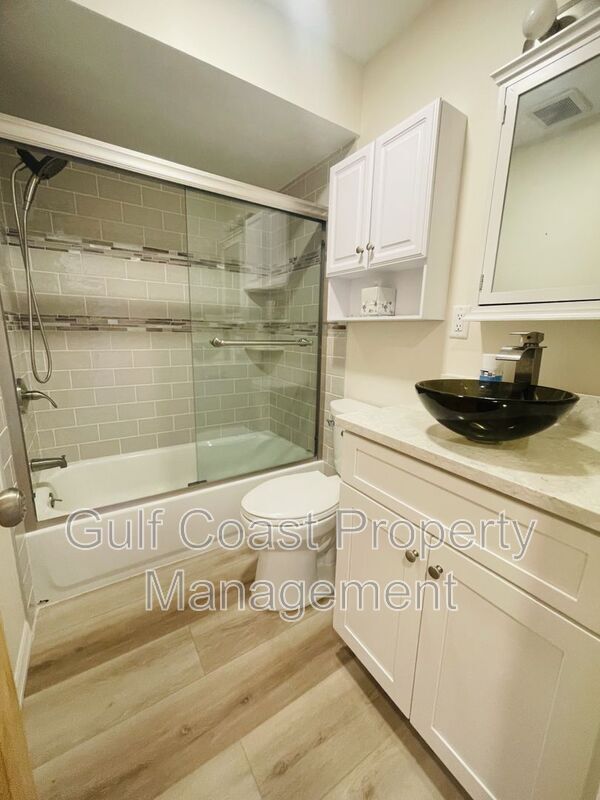 Building Photo - 25225 Rampart Blvd