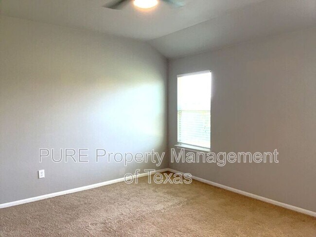 Building Photo - 12040 Riparian Rd