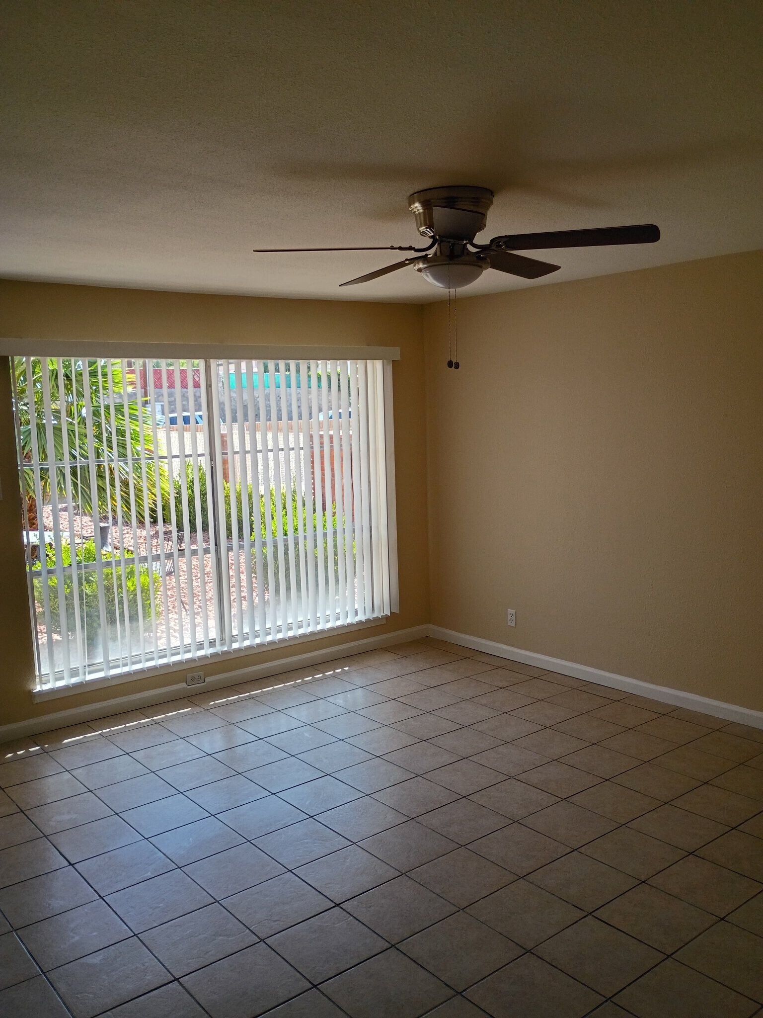 Building Photo - 4175 Krupp Dr