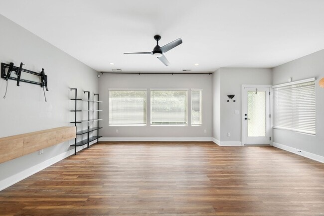 Building Photo - 2200-102 Millbank Village CT