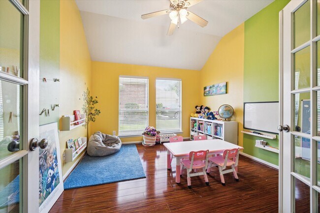 Building Photo - 18703 Summercliff Ln