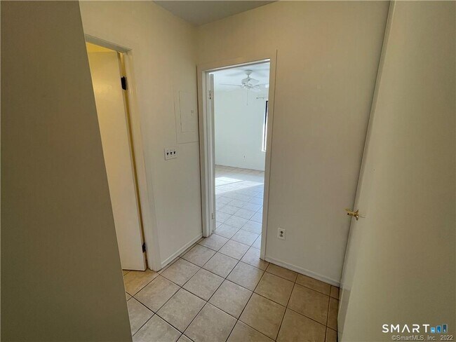 Building Photo - 73 Courtland Ave