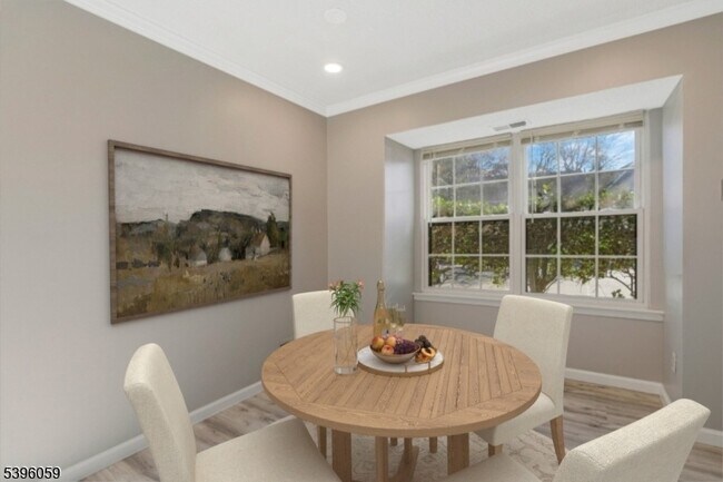 Building Photo - 604 Brokaw Ct