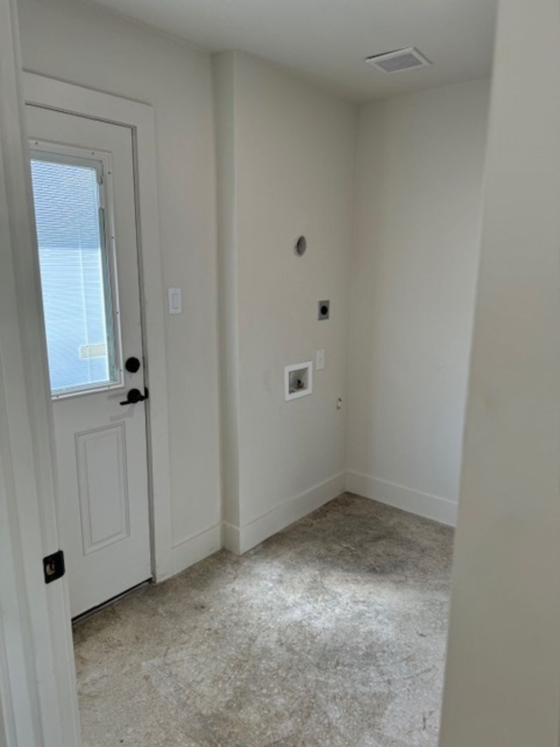 Building Photo - 166 Big Horn Dr