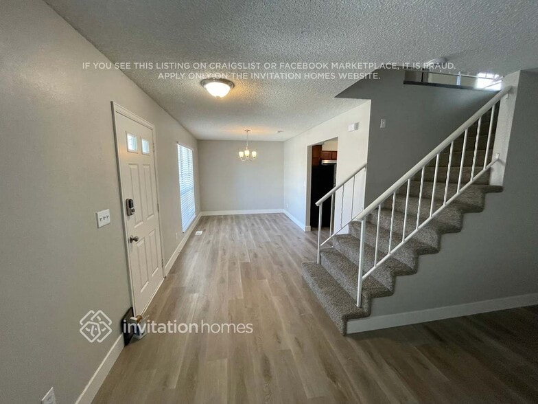 Building Photo - 15950 E Ford Pl