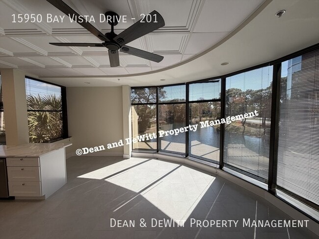 Building Photo - 15950 Bay Vista Dr
