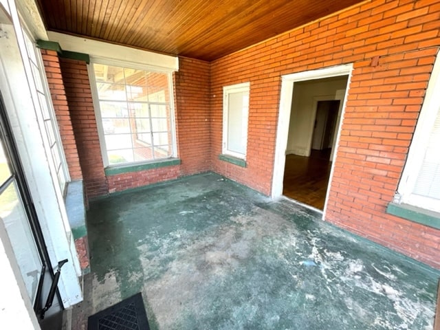Building Photo - 206 E 400 N