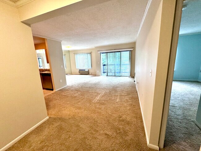 Building Photo - 175 Mill Pond Rd