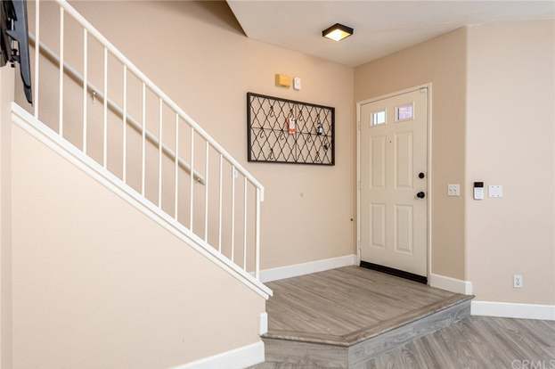 Building Photo - 13133 Le Parc Blvd