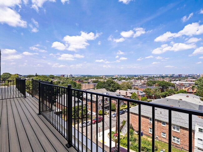 Building Photo - 249 Corey Rd