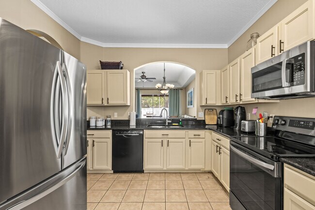 Building Photo - 8317 Moccasin Trail Dr
