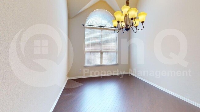 Building Photo - 7483 Hidden Cove Ln