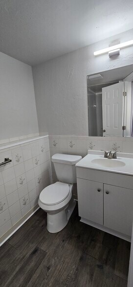 Building Photo - 17163 E Tufts Ave