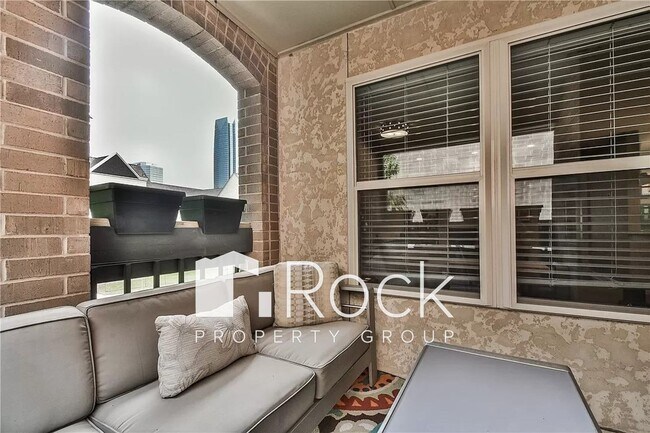 Building Photo - Urban Living in Downtown OKC - 3 Bedrooms/2 Bathrooms