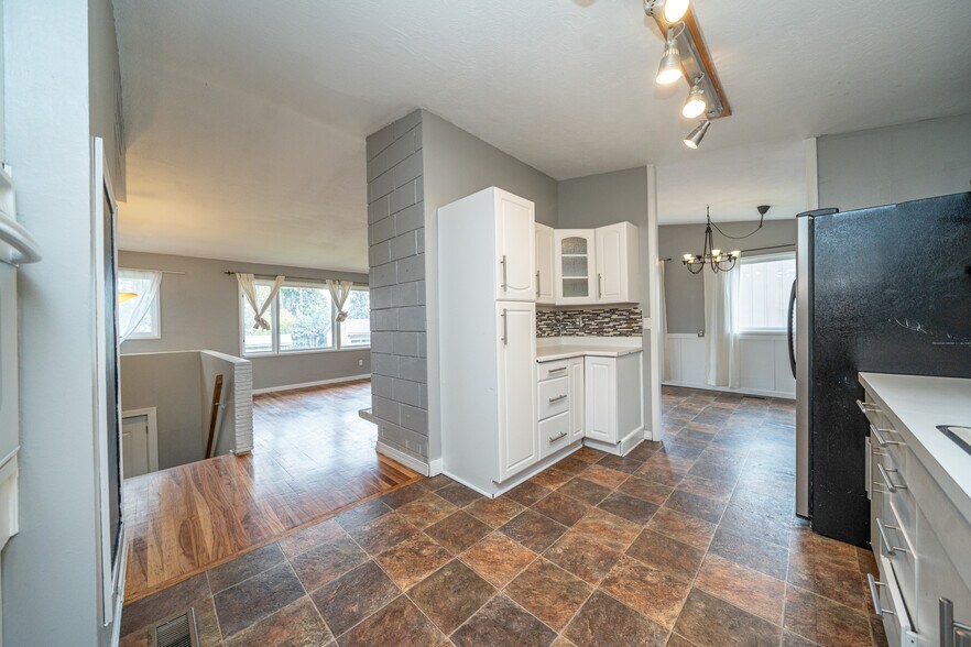 Building Photo - 3512 East Ben Burr Boulevard