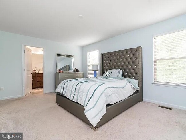 Building Photo - 3632 Chippendale Cir