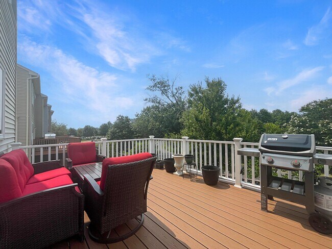 Building Photo - 43450 Hopestone Terrace
