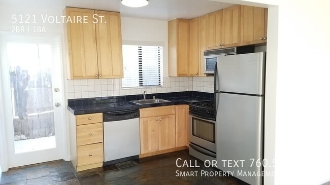 Building Photo - 5121 Voltaire St