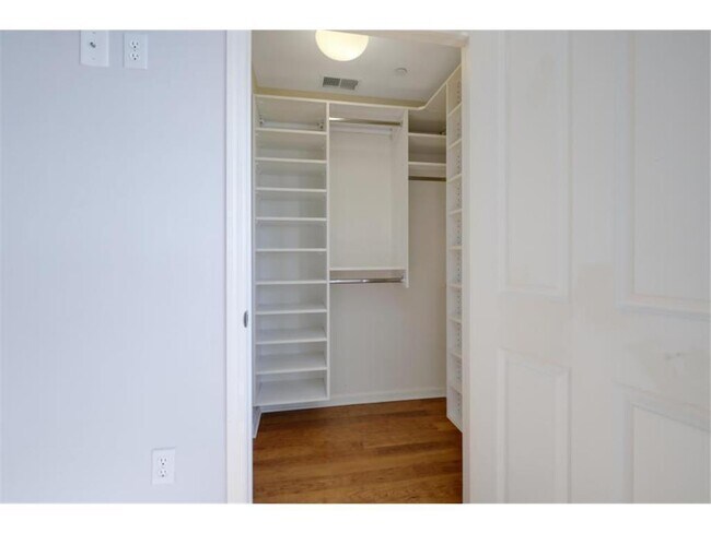 Building Photo - 500 E Grant St