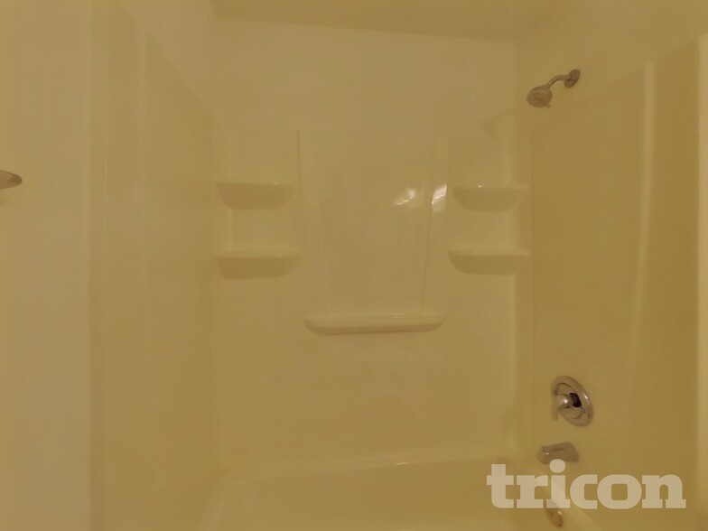 Building Photo - 7217 Sutherland Ct