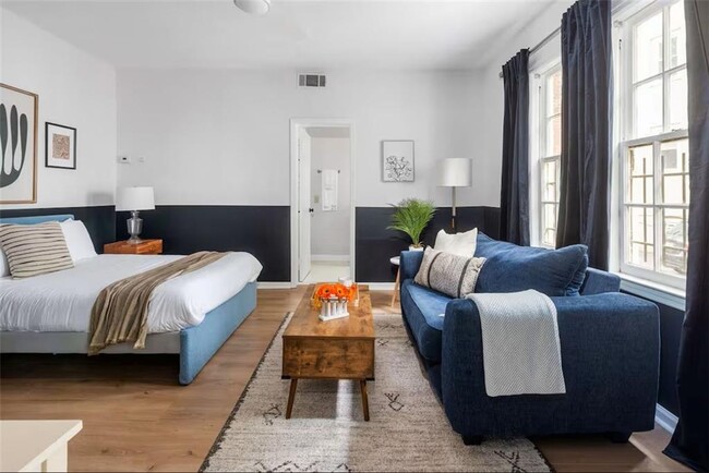 Building Photo - 1100 Piedmont Ave NE