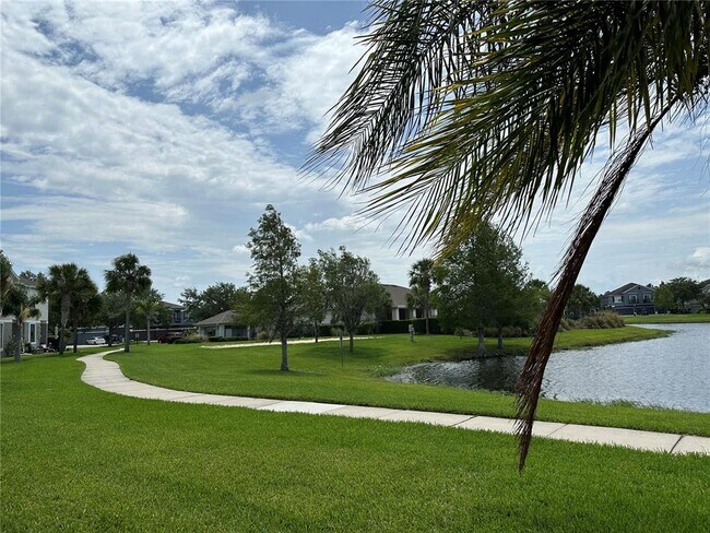 Building Photo - 6624 S Goldenrod Rd