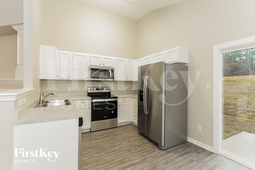 Building Photo - 7307 Woodbourne Ln