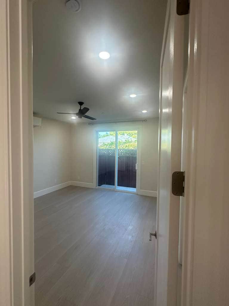 Building Photo - 1307 Lillian Ave