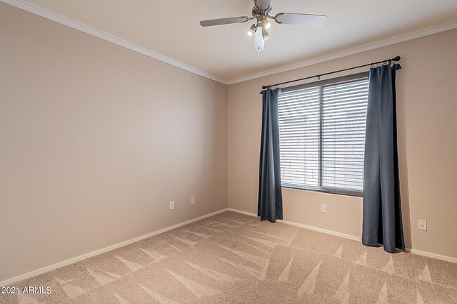 Building Photo - 16010 S 17th Dr