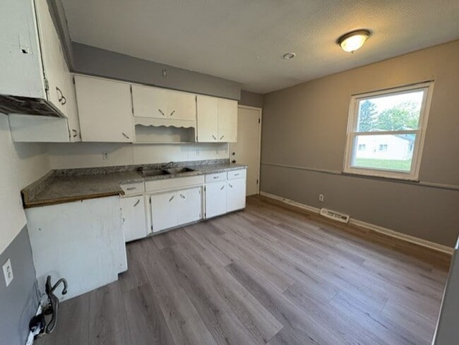 Building Photo - Affordable 2-Bedroom Ranch-Style Home with Full Basement